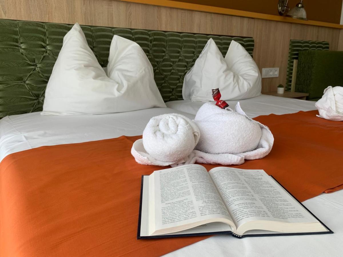 Varfal Wellness Panzio Pécs Zewnętrze zdjęcie