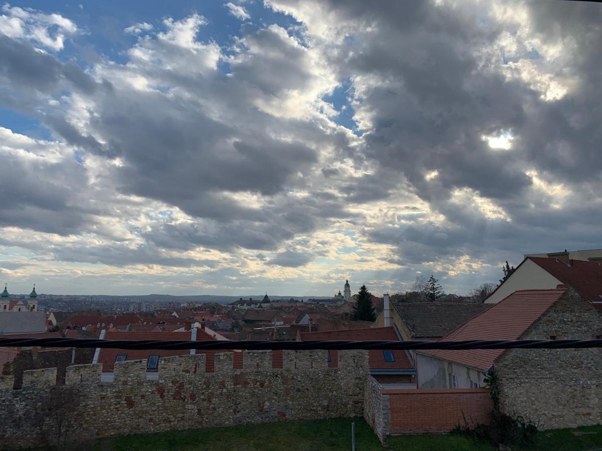 Varfal Wellness Panzio Pécs Zewnętrze zdjęcie
