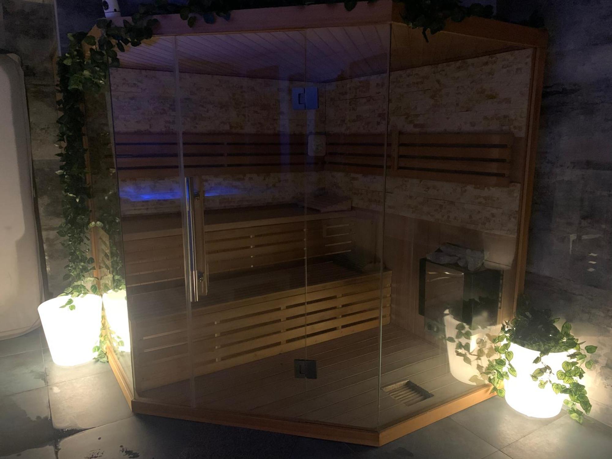 Varfal Wellness Panzio Pécs Zewnętrze zdjęcie