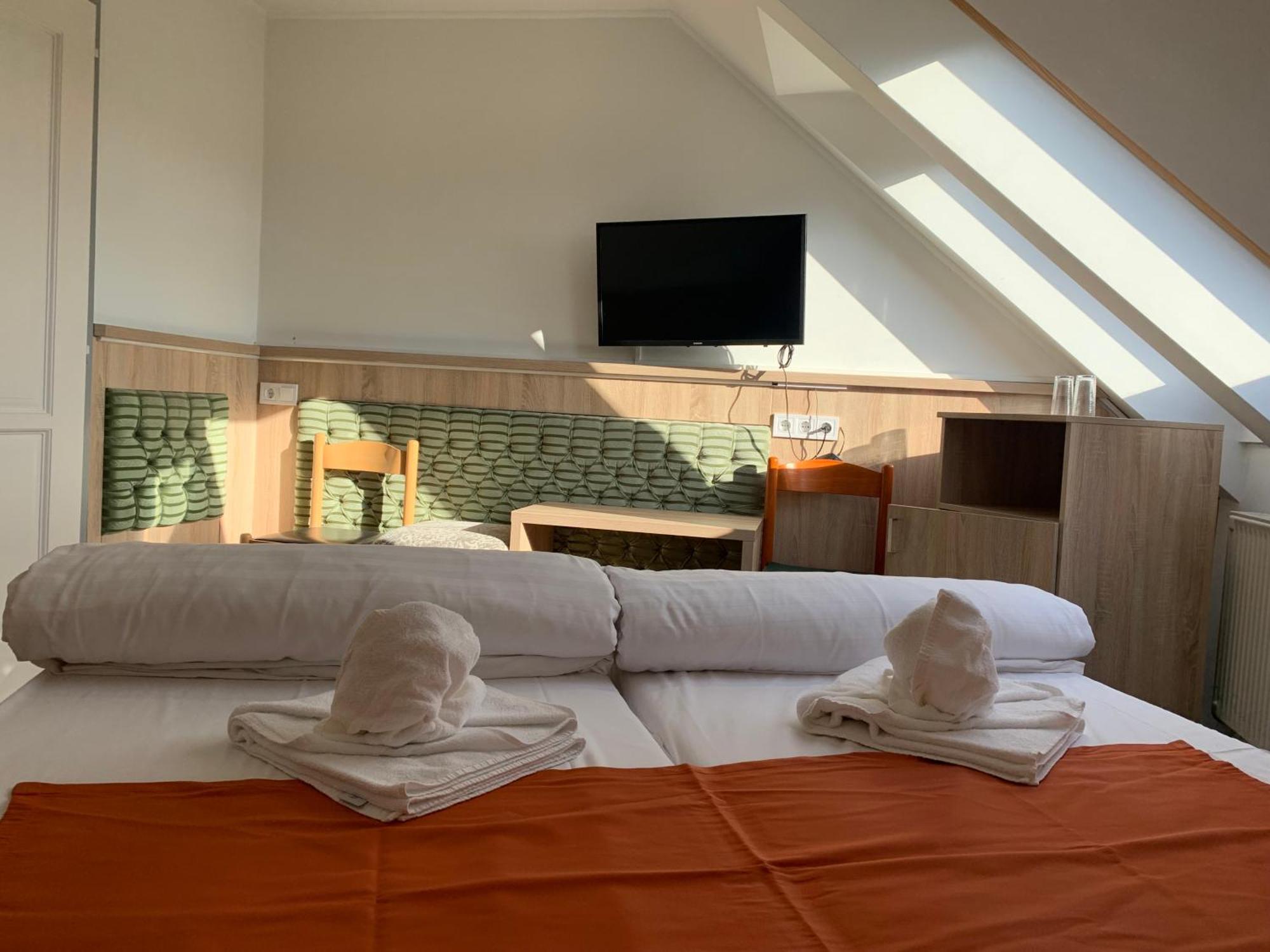 Varfal Wellness Panzio Pécs Zewnętrze zdjęcie